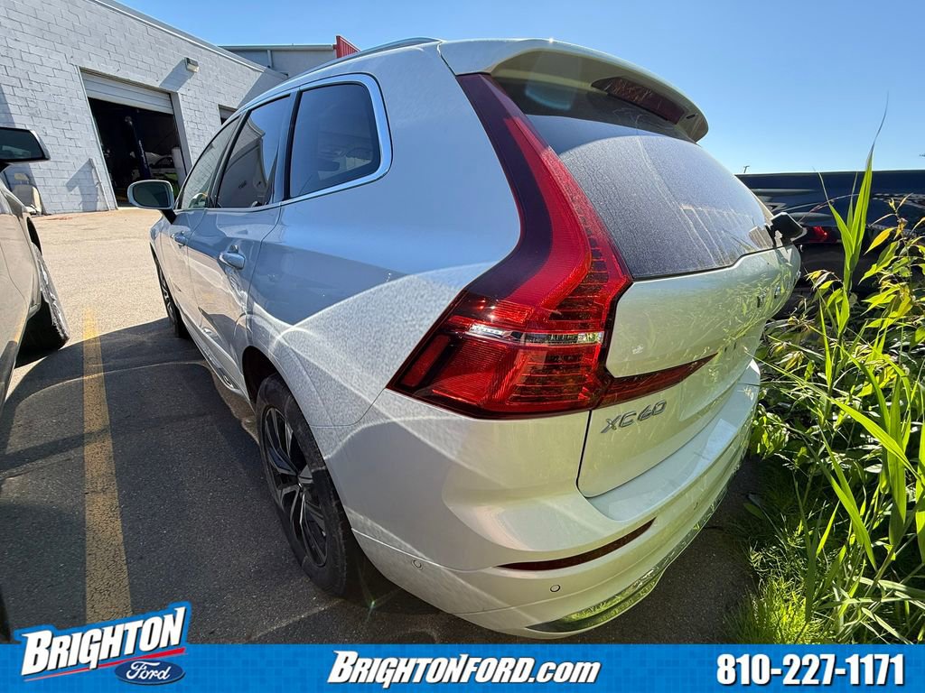 Used 2023 Volvo XC60 B5 Plus AWD/4WD image 7