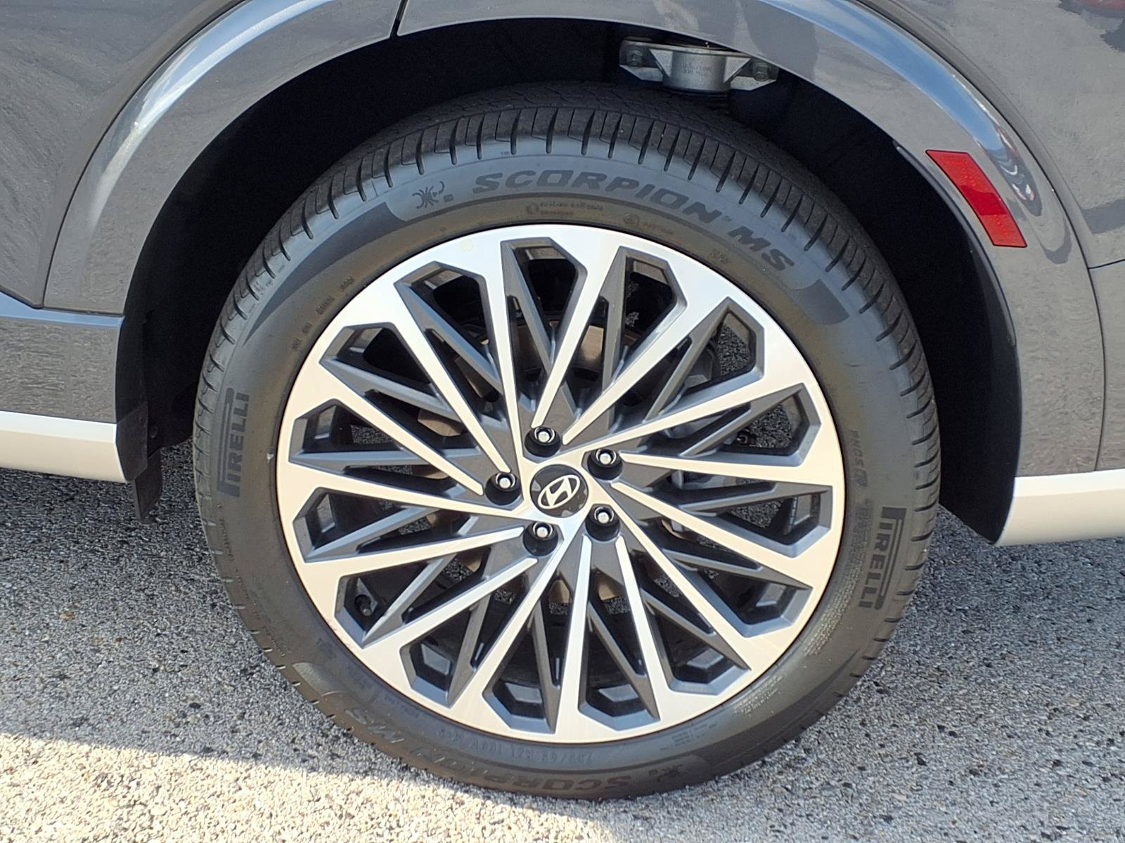 Used 2026 Hyundai Palisade Calligraphy AWD/4WD image 22