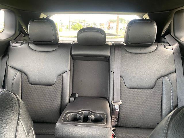 Used 2024 Jeep Compass Latitude AWD/4WD image 25
