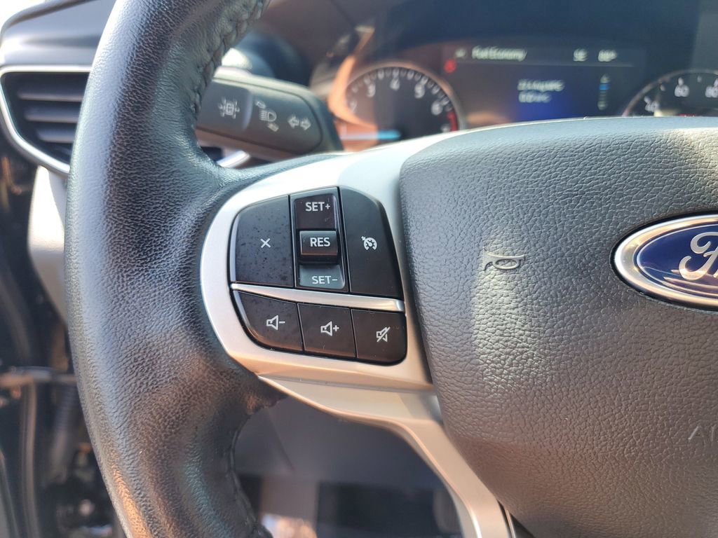 Certified 2023 Ford Explorer XLT w/ Equipment Group 202A image 17