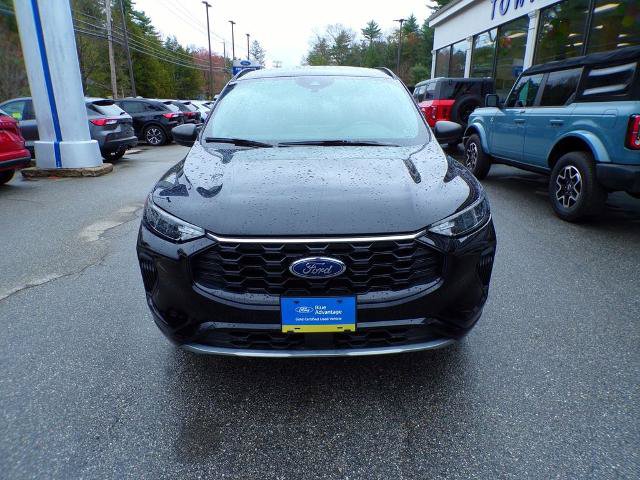 Certified 2024 Ford Escape ST-Line w/ Tech Pack #1 AWD/4WD image 2