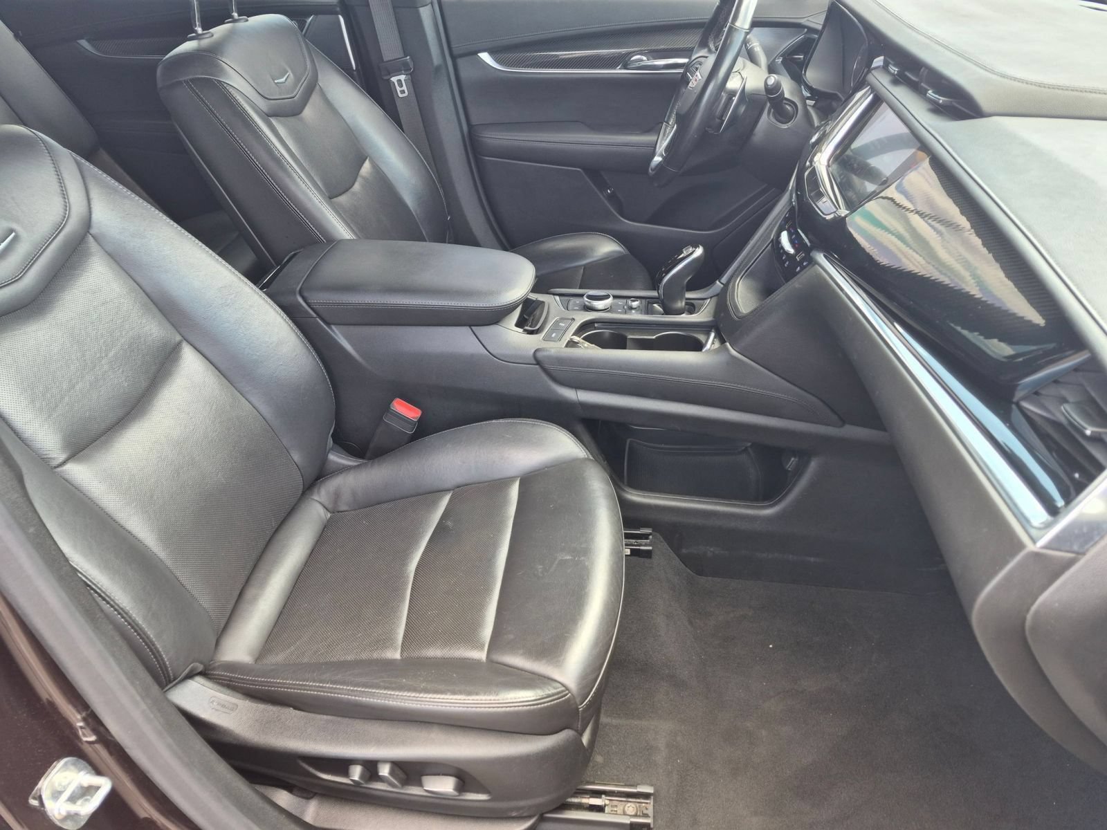 Used 2020 Cadillac XT6 Sport AWD/4WD image 33