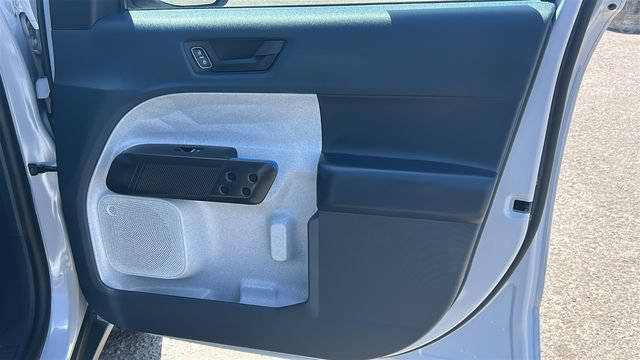Certified 2025 Ford Maverick XLT FWD image 10