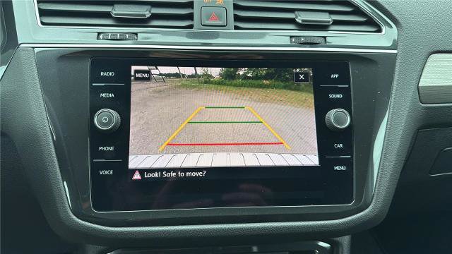 Used 2019 Volkswagen Tiguan SE FWD image 19