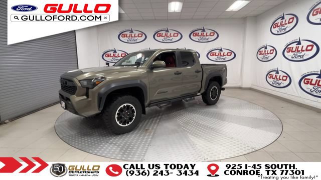 Used 2024 Toyota Tacoma TRD Off-Road AWD/4WD image 4