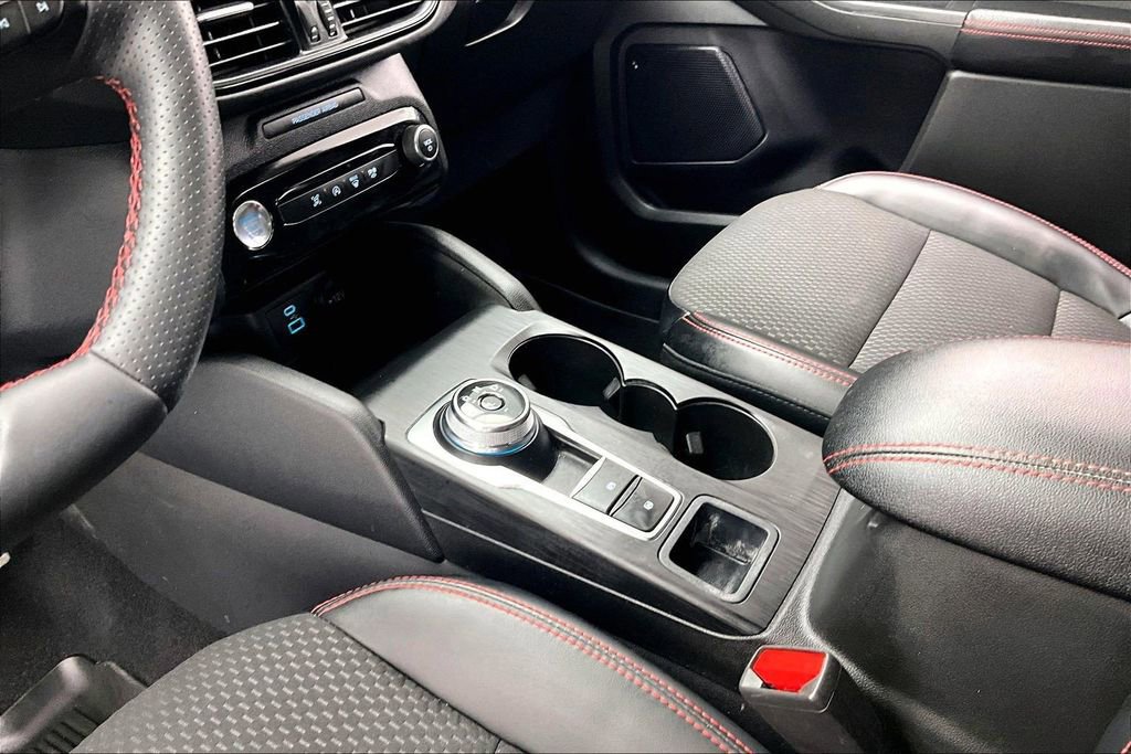 Certified 2023 Ford Escape ST-Line w/ Tech Pack #1 image 15