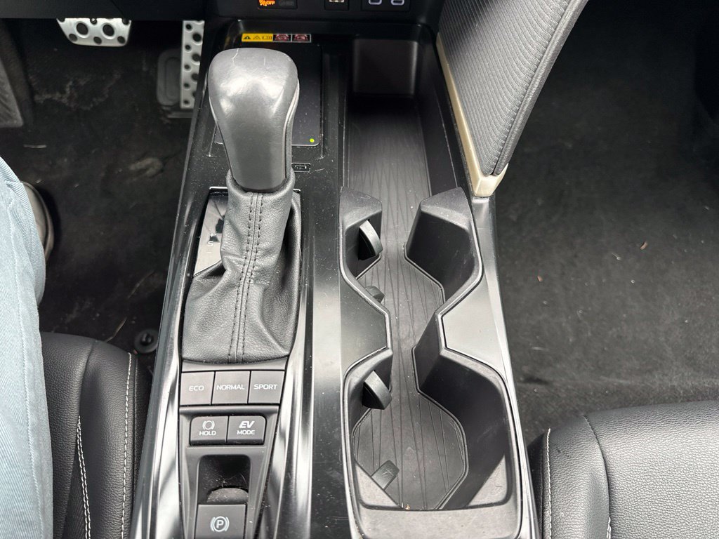 Used 2025 Toyota Camry SE FWD image 45