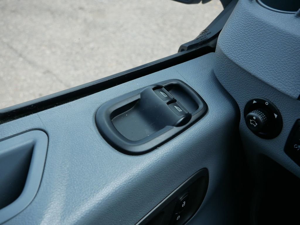 Certified 2018 Ford Transit 150 130 Low Roof RWD image 14