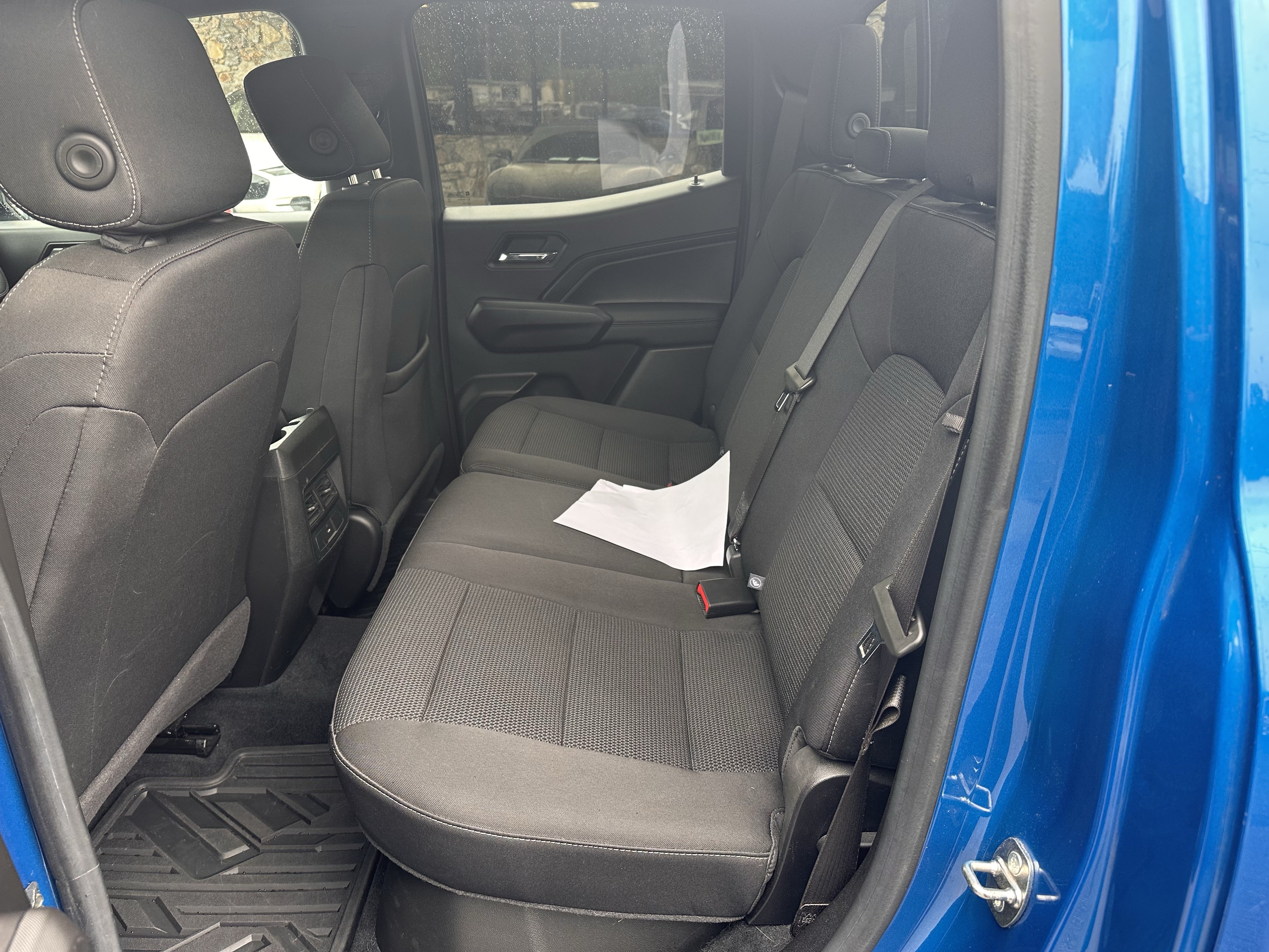 Used 2023 Chevrolet Colorado LT w/ LT Convenience Package II RWD image 13