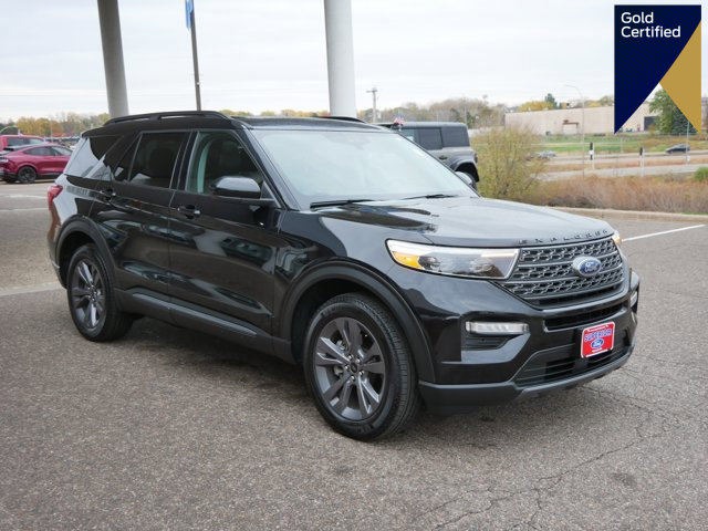 Certified 2022 Ford Explorer XLT w/ Equipment Group 202A