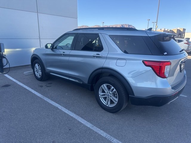 Certified 2023 Ford Explorer XLT w/ Equipment Group 202A image 7