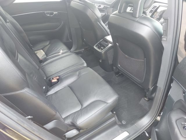 Used 2020 Volvo XC90 T6 Momentum AWD/4WD image 11