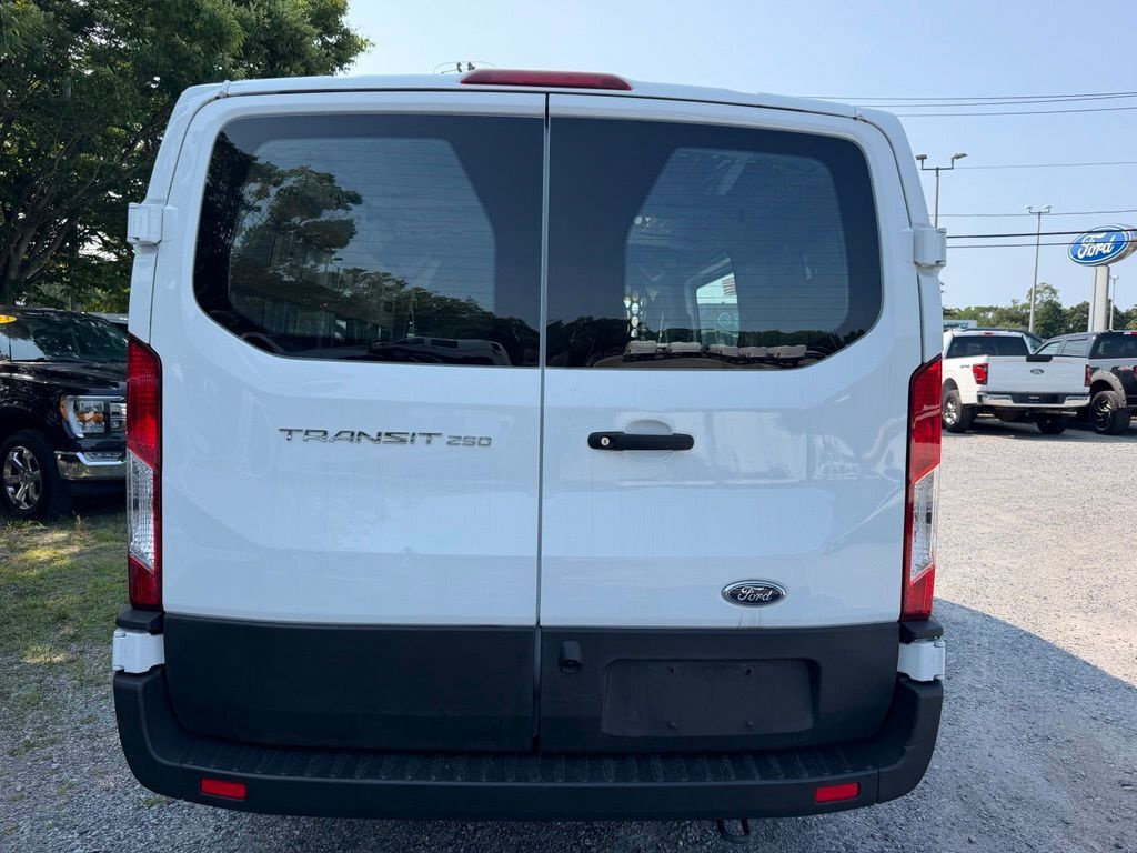 Certified 2025 Ford Transit 250 Low Roof w/ Exterior Upgrade Package RWD image 5