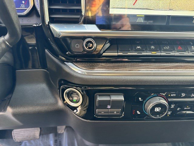 Used 2025 Chevrolet Silverado 1500 LT image 16