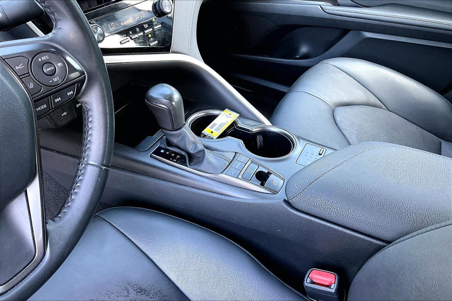 Used 2024 Toyota Camry XSE FWD image 17