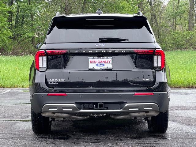 Certified 2025 Ford Explorer Active w/ Active Comfort Package AWD/4WD image 10