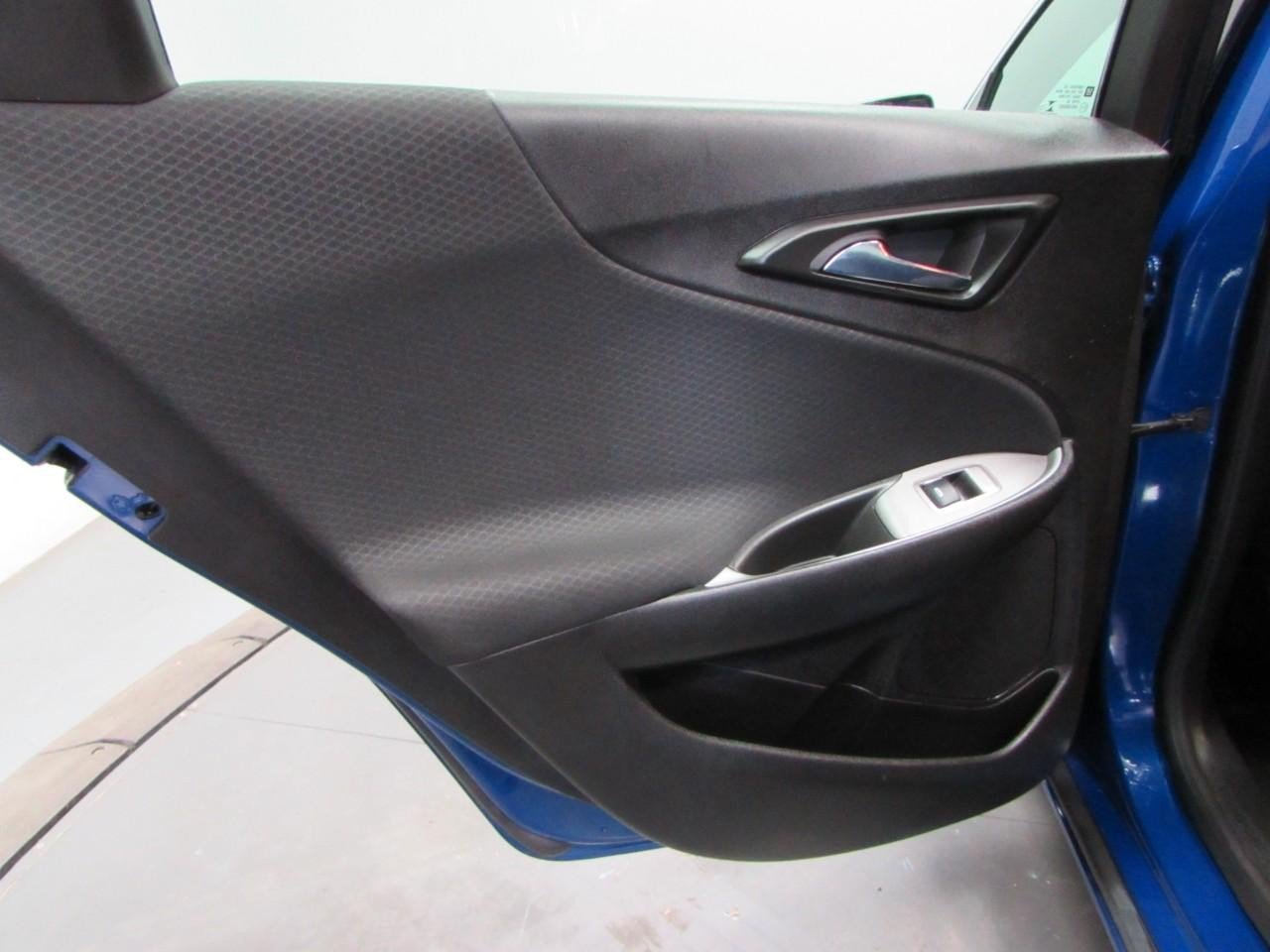 Used 2023 Chevrolet Malibu LT FWD image 14