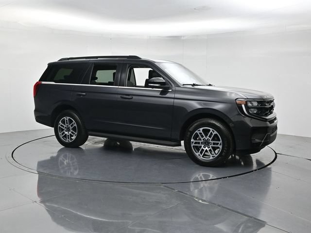 Certified 2025 Ford Expedition Active RWD video 3