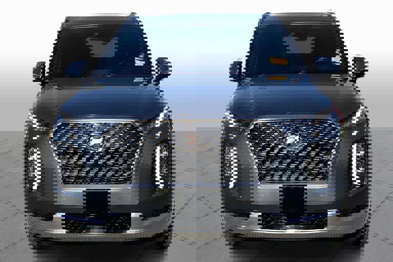 Used 2022 Hyundai Palisade Calligraphy image 4