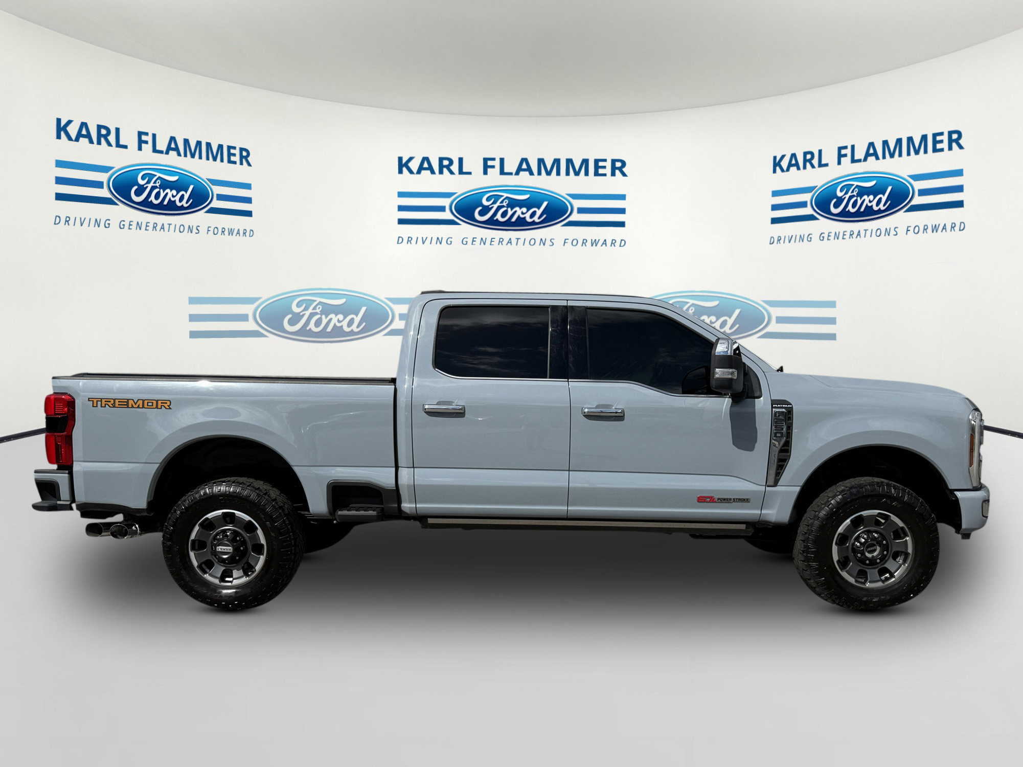 Certified 2024 Ford F250 Platinum w/ Tremor Off-Road Package AWD/4WD image 2