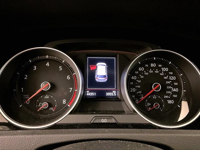 Used 2019 Volkswagen GTI SE FWD image 19