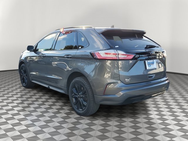 Certified 2022 Ford Edge SE w/ Black Appearance Package image 4