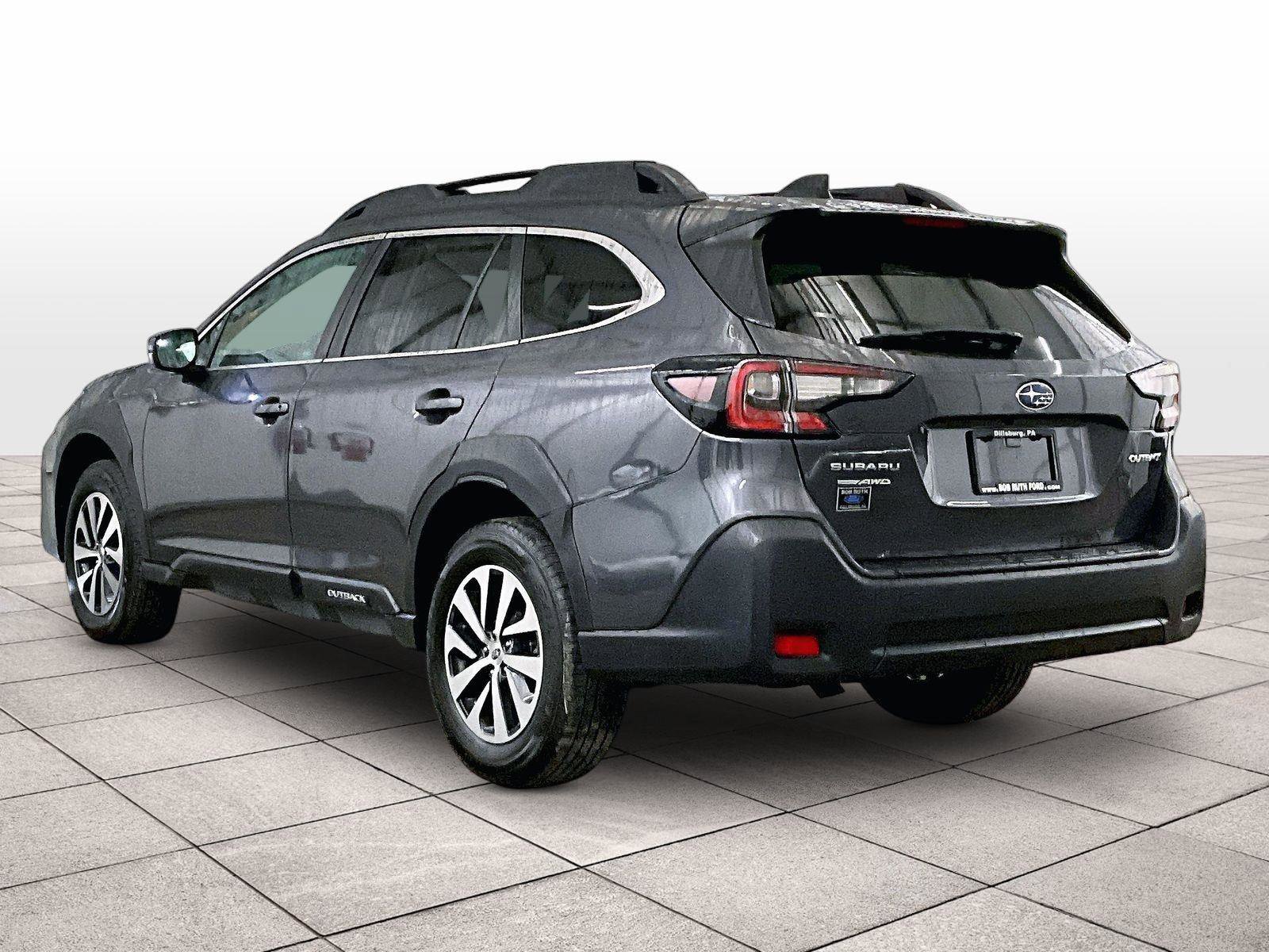 Used 2025 Subaru Outback Premium w/ Popular Package #1 image 10