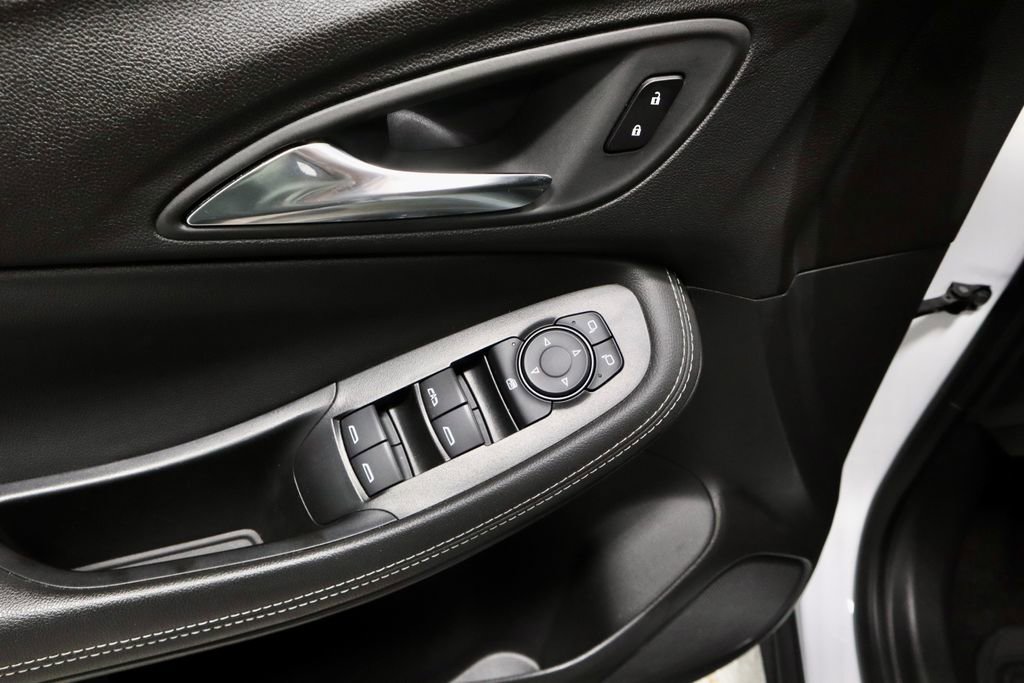 Used 2025 Buick Encore GX Preferred FWD image 22