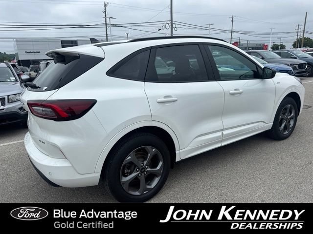Certified 2024 Ford Escape ST-Line w/ Tech Pack #1 AWD/4WD image 7