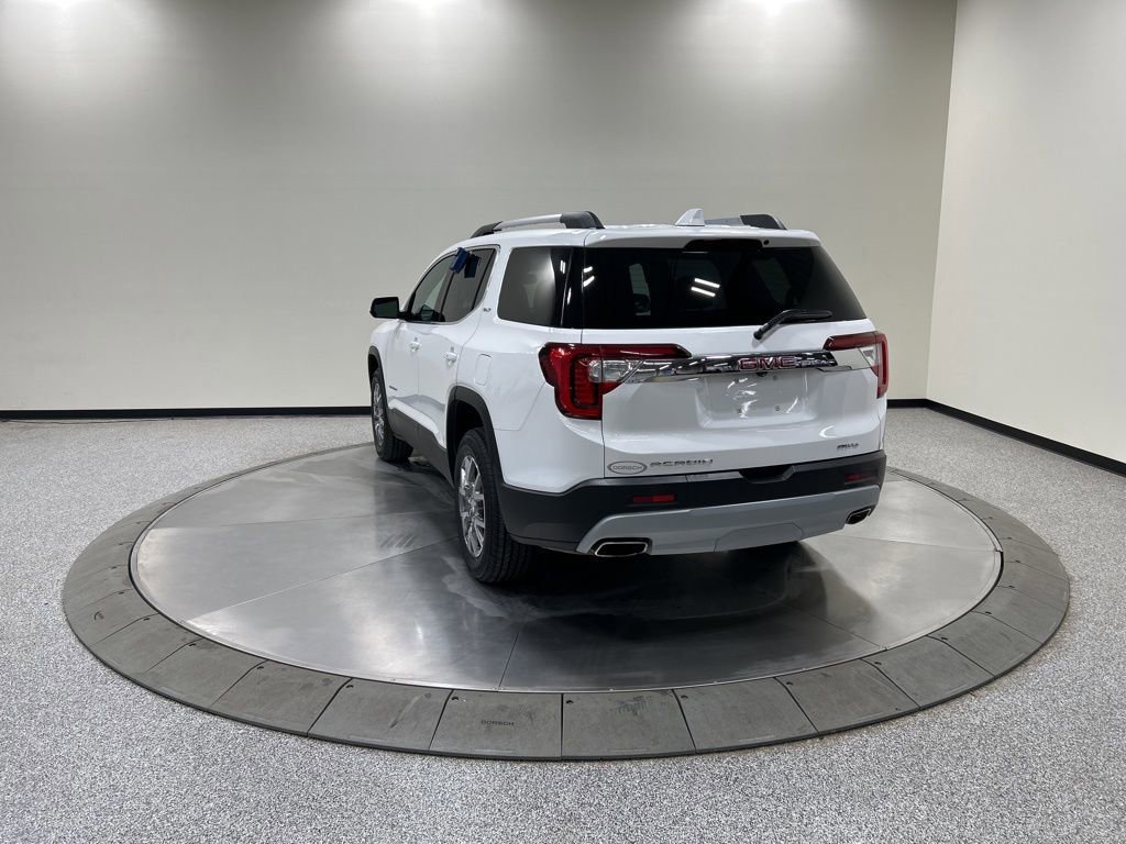 Used 2022 GMC Acadia SLT w/ Preferred Package image 3