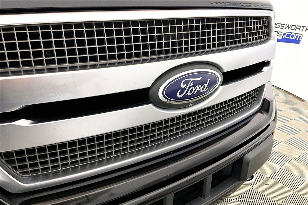 Certified 2019 Ford F150 Platinum w/ Equipment Group 701A Luxury image 23