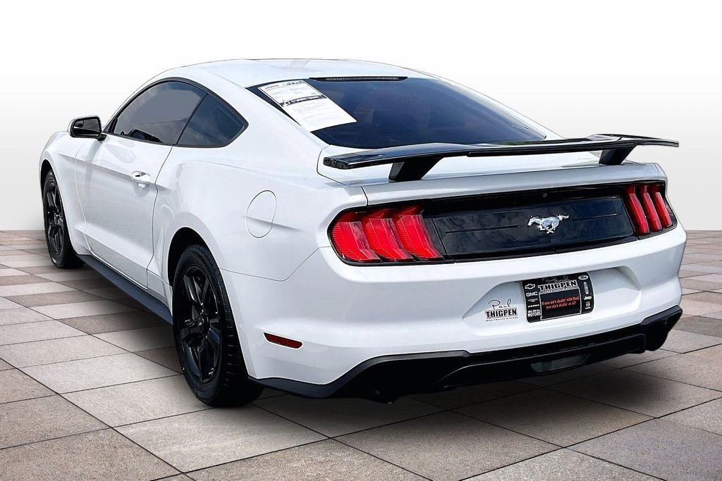 Certified 2018 Ford Mustang Coupe RWD image 2