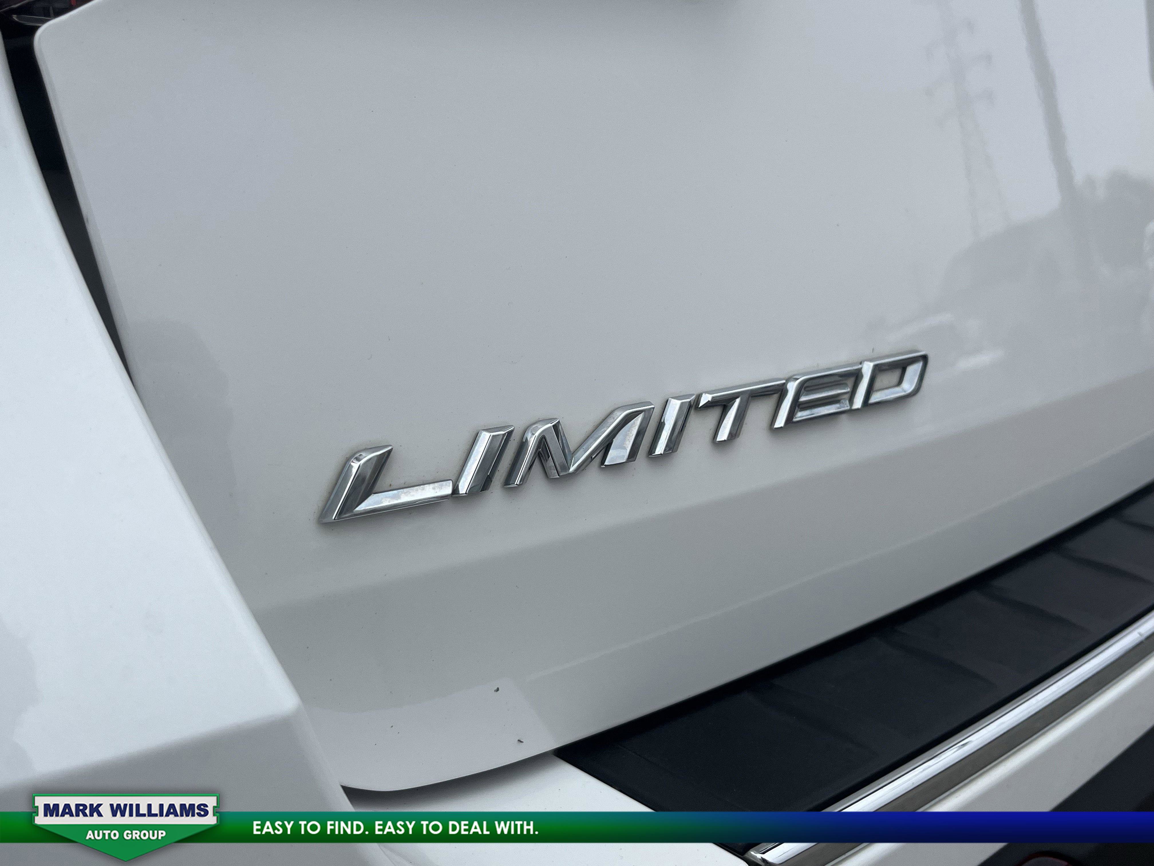 Certified 2022 Ford Explorer Limited w/ Equipment Group 301A image 33