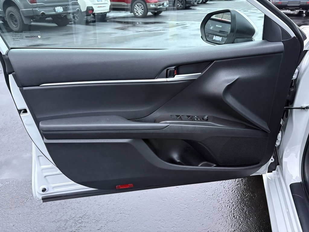 Used 2024 Toyota Camry LE image 14