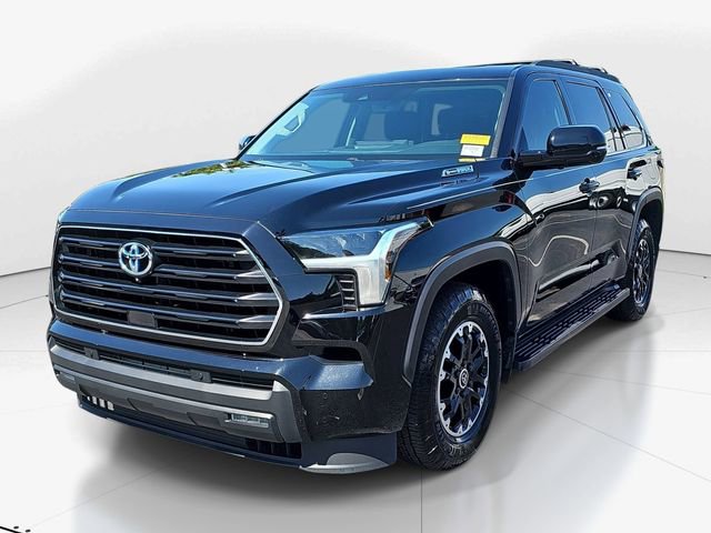 Used 2024 Toyota Sequoia SR5 w/ SR5 Premium Package AWD/4WD image 7