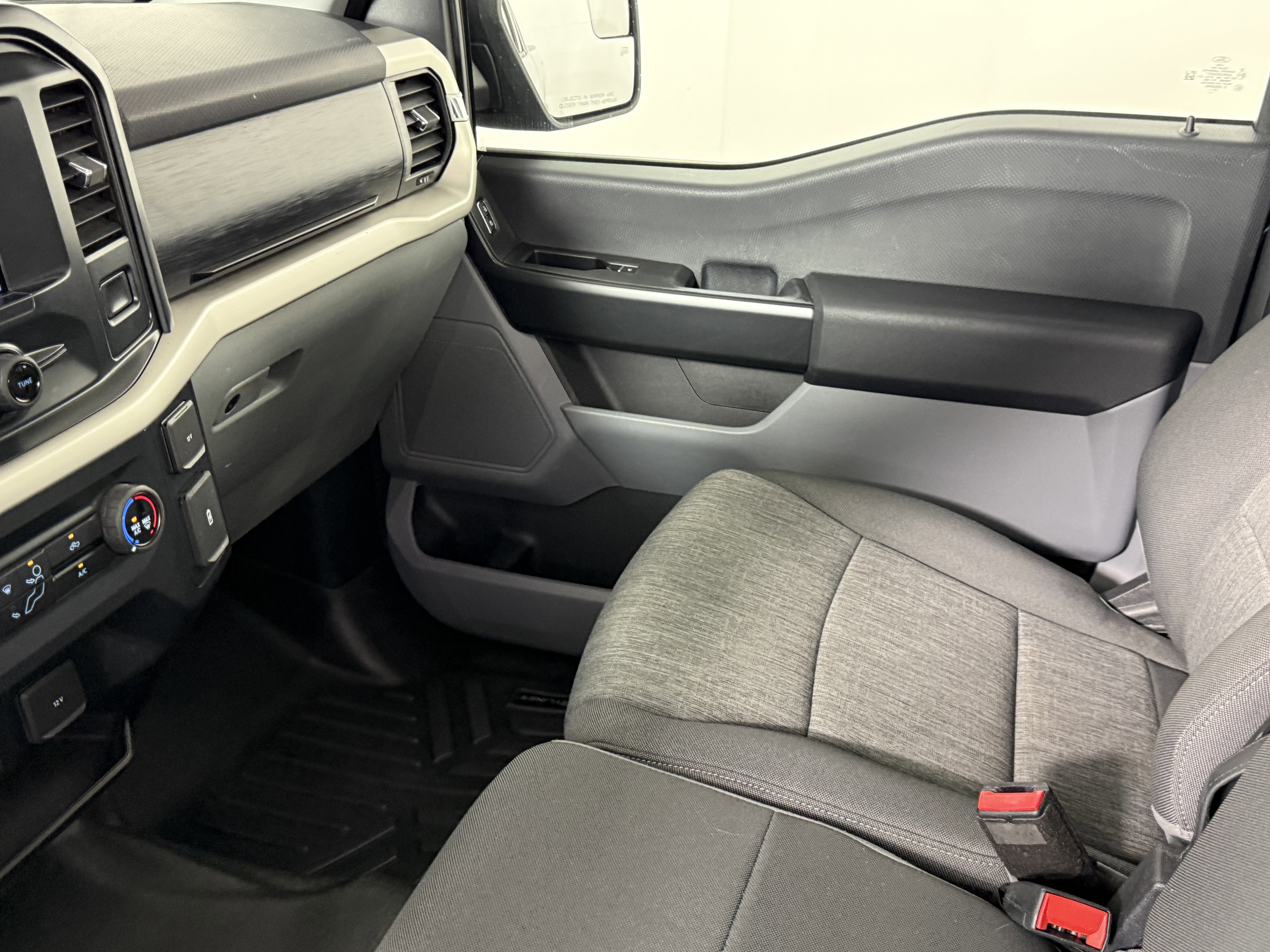 Certified 2021 Ford F150 XL w/ Equipment Group 101A High image 14