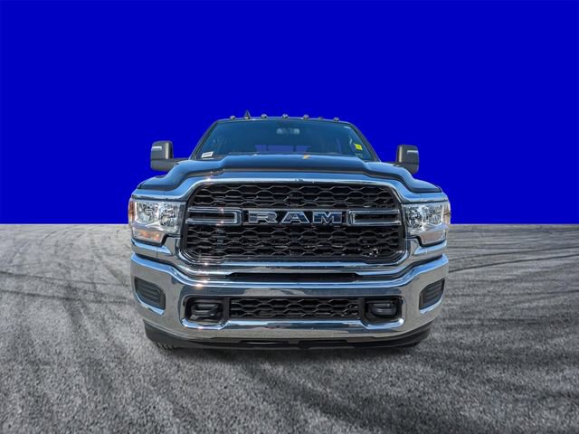 Used 2024 RAM 3500 Tradesman w/ Chrome Appearance Group AWD/4WD image 9