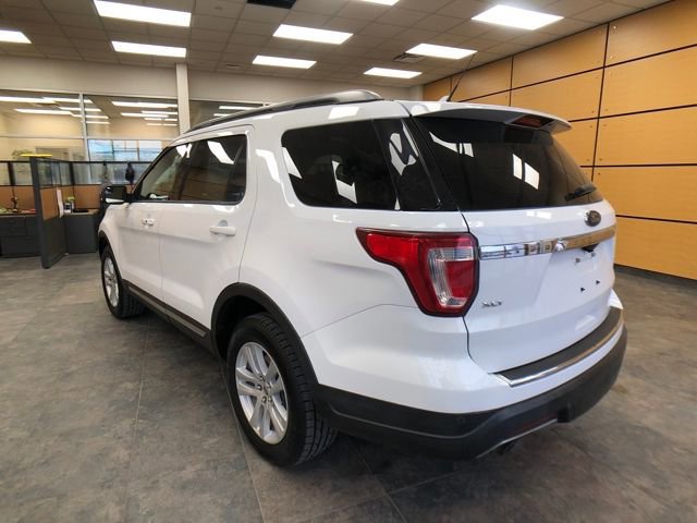 Certified 2018 Ford Explorer XLT w/ Equipment Group 201A image 3