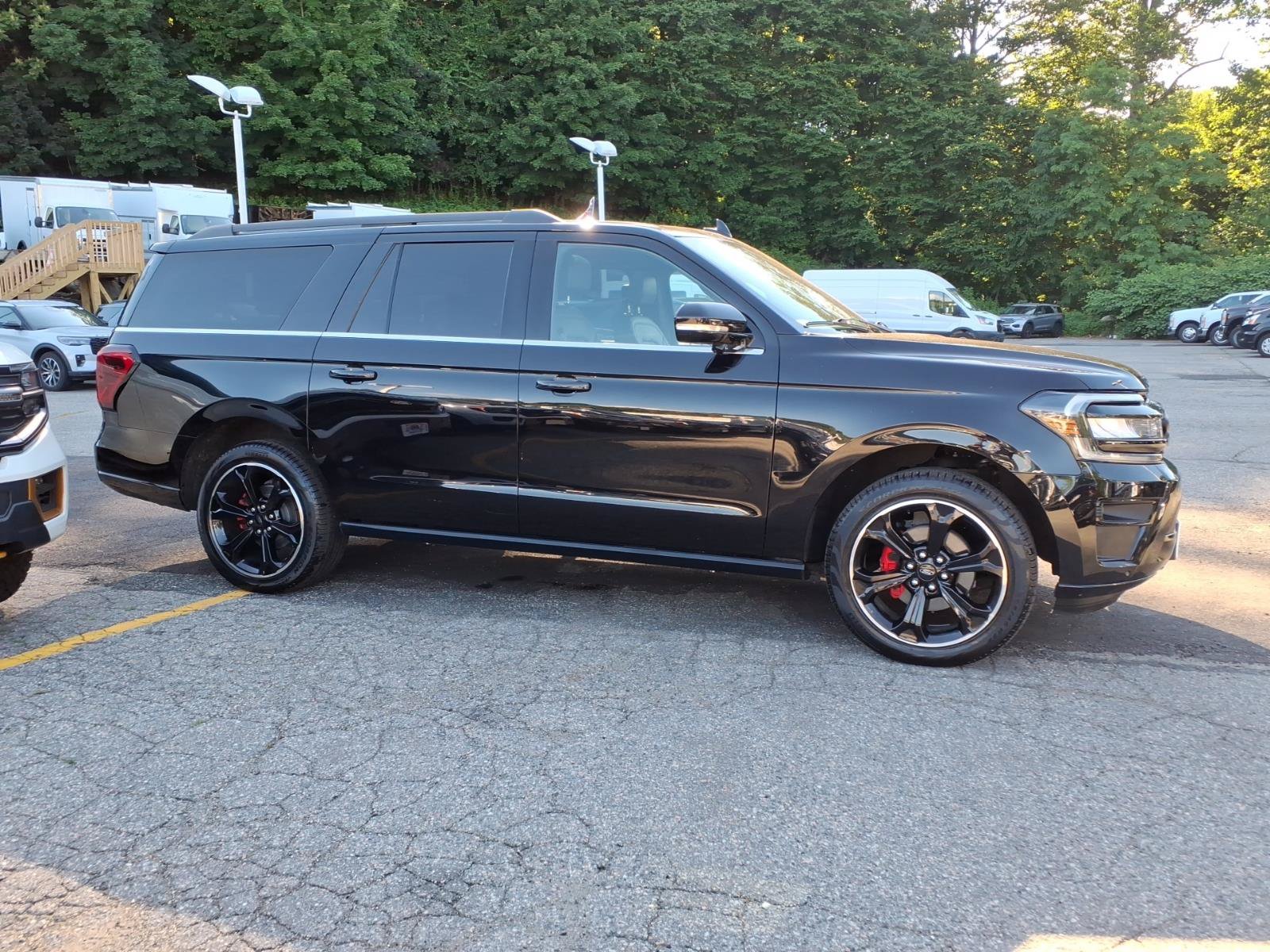 Certified 2023 Ford Expedition Max Limited AWD/4WD image 9