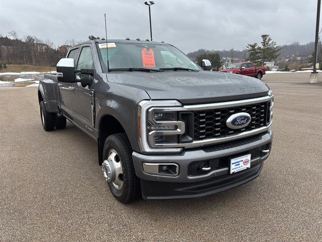 Certified 2024 Ford F350 Platinum AWD/4WD image 6