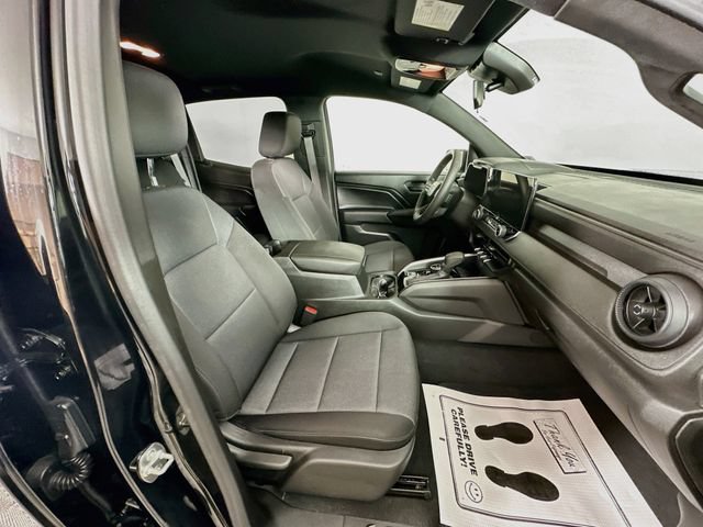 Used 2024 Chevrolet Colorado Trail Boss w/ LPO, Dark Essentials Package AWD/4WD image 30