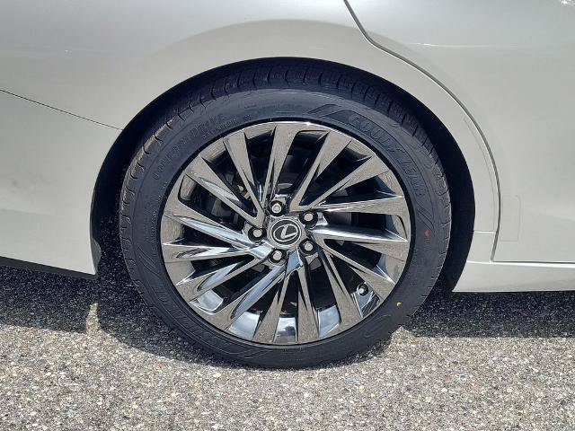 Used 2025 Lexus ES 350 Ultra Luxury w/ Accessory Package (Z1) FWD image 6