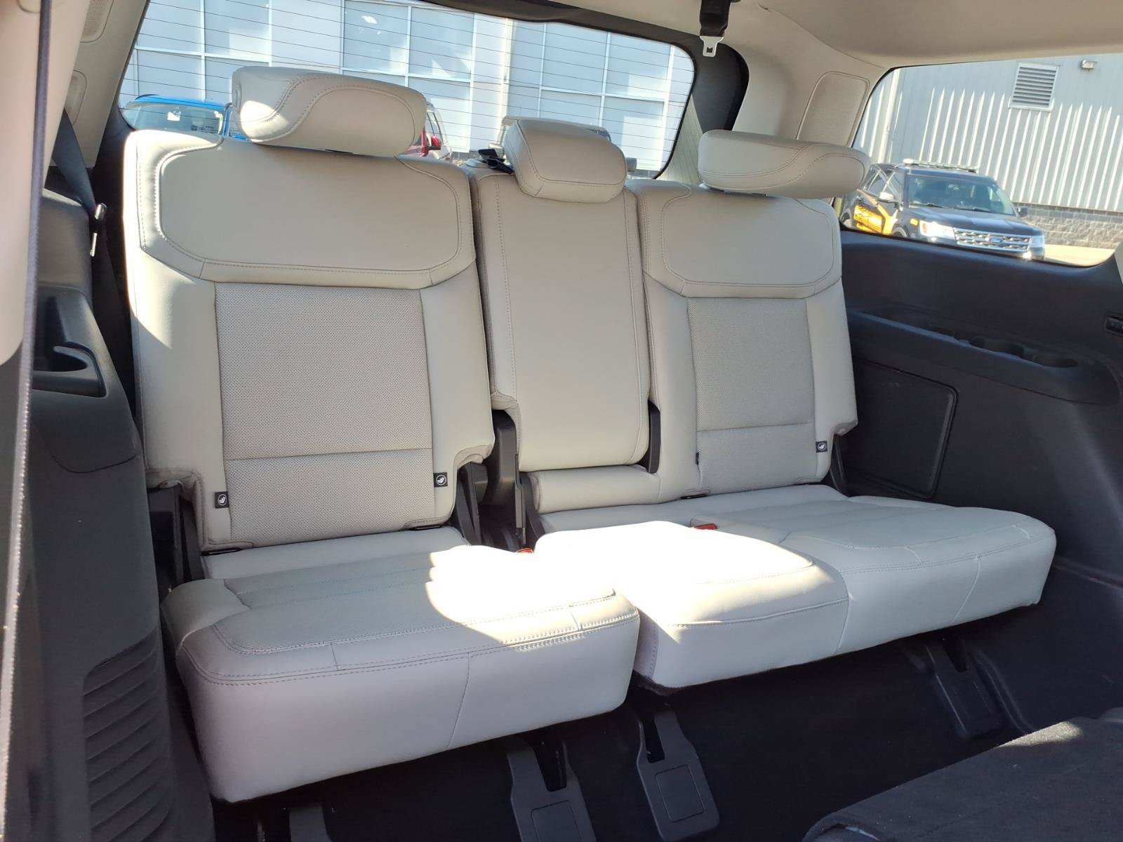 Certified 2025 Ford Expedition Platinum AWD/4WD image 10