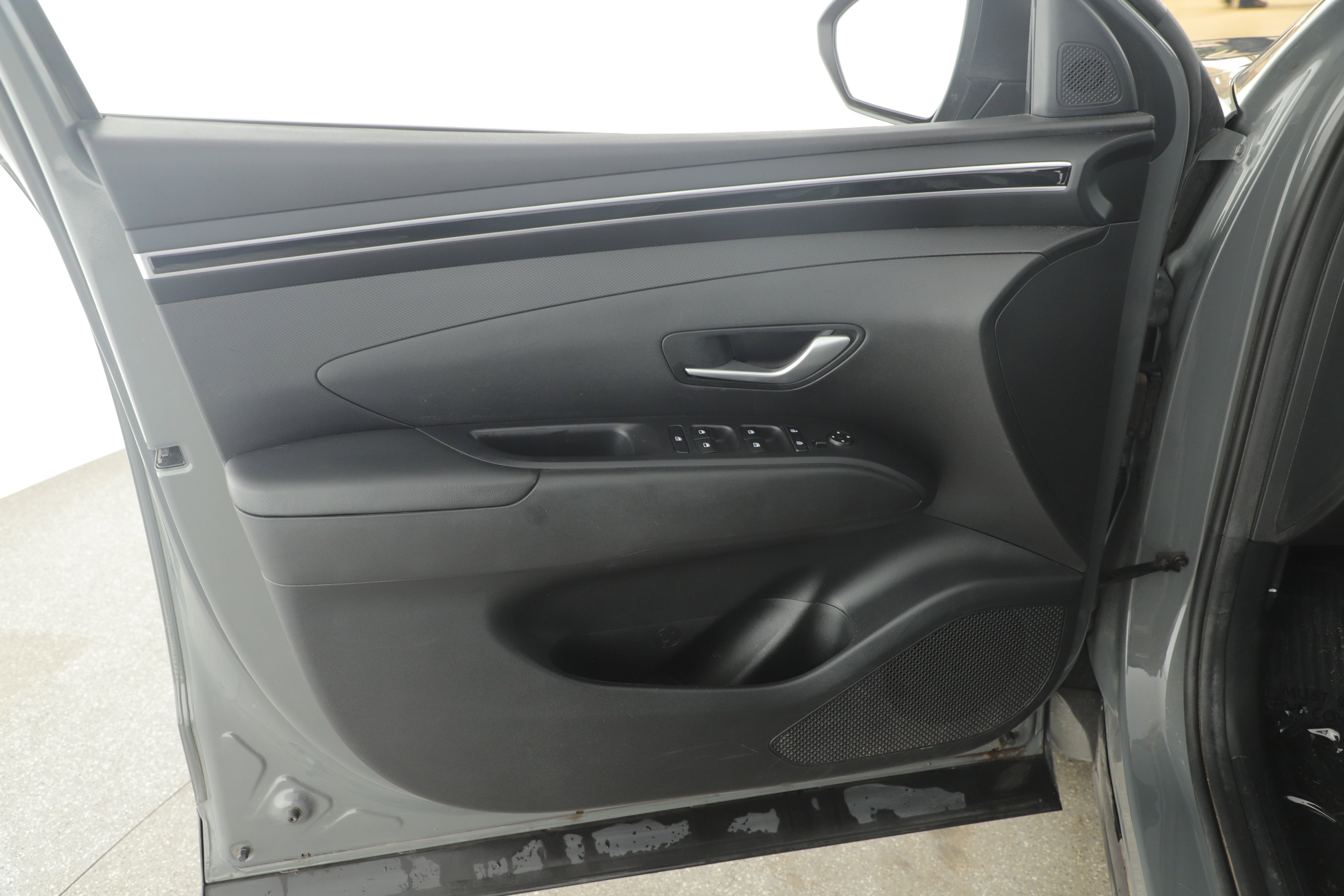 Used 2023 Hyundai Santa Cruz SEL w/ Activity Package image 6