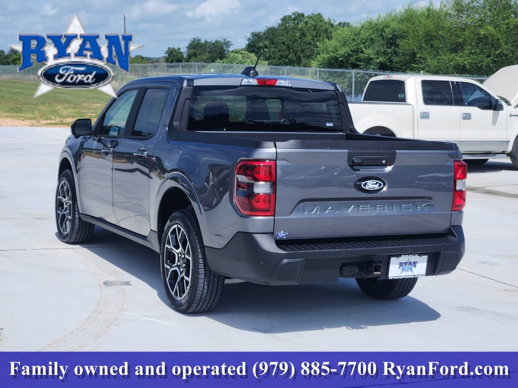 Certified 2025 Ford Maverick Lariat w/ 4K Tow Package AWD/4WD image 5