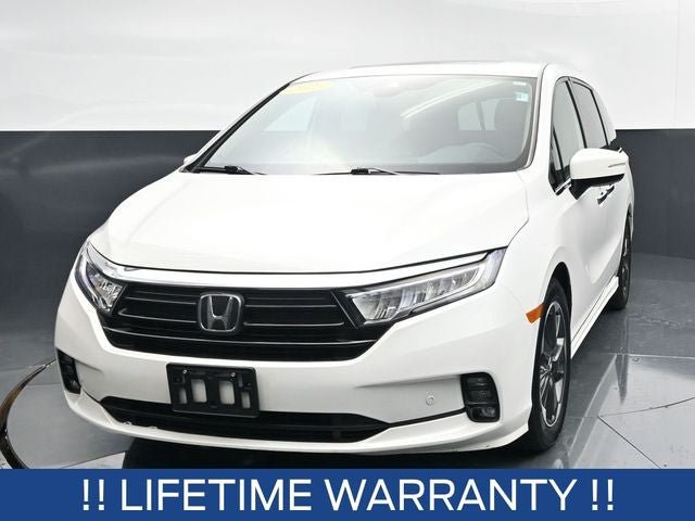 Used 2023 Honda Odyssey Elite image 3
