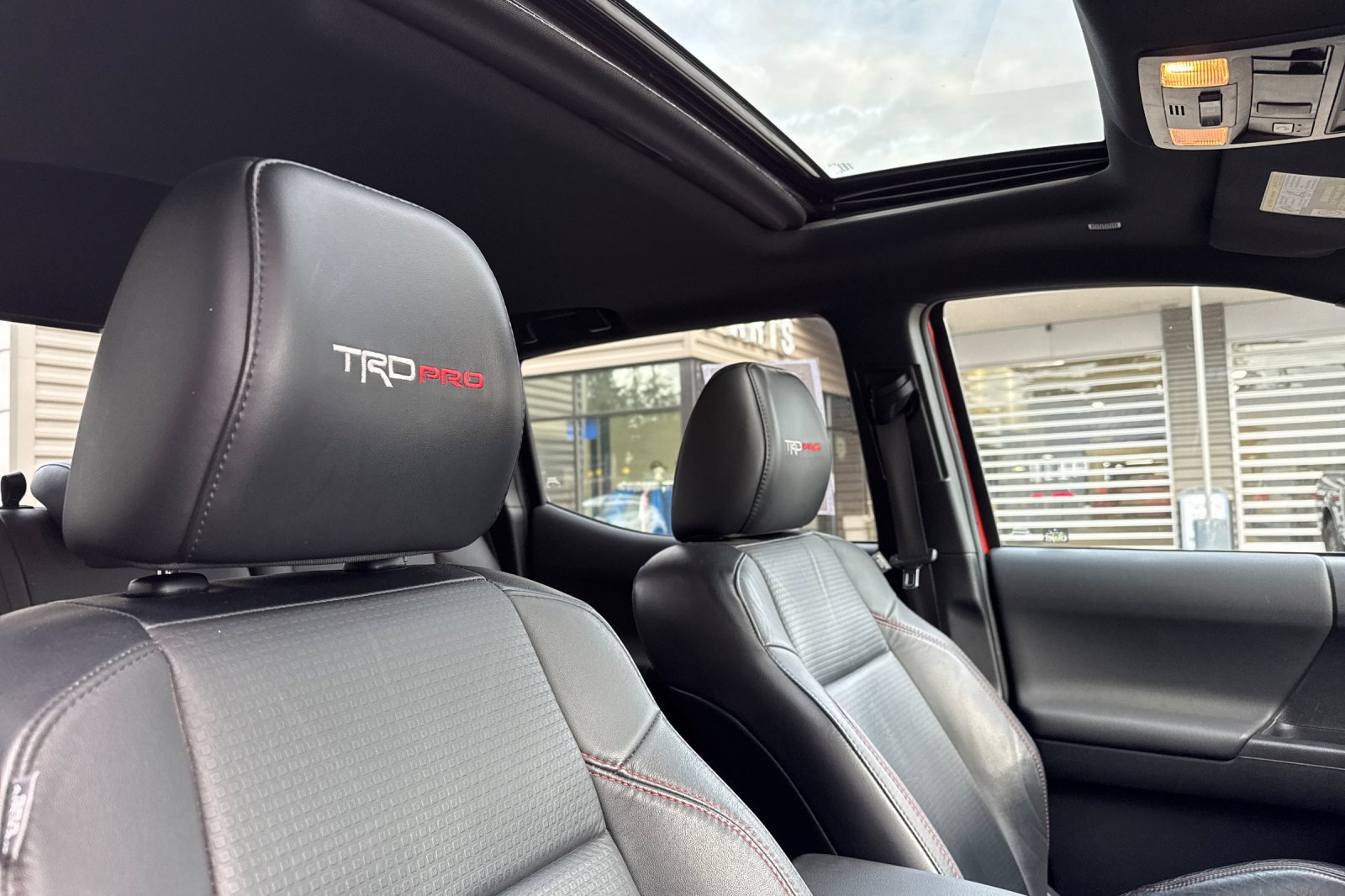 Used 2023 Toyota Tacoma TRD Pro AWD/4WD image 16