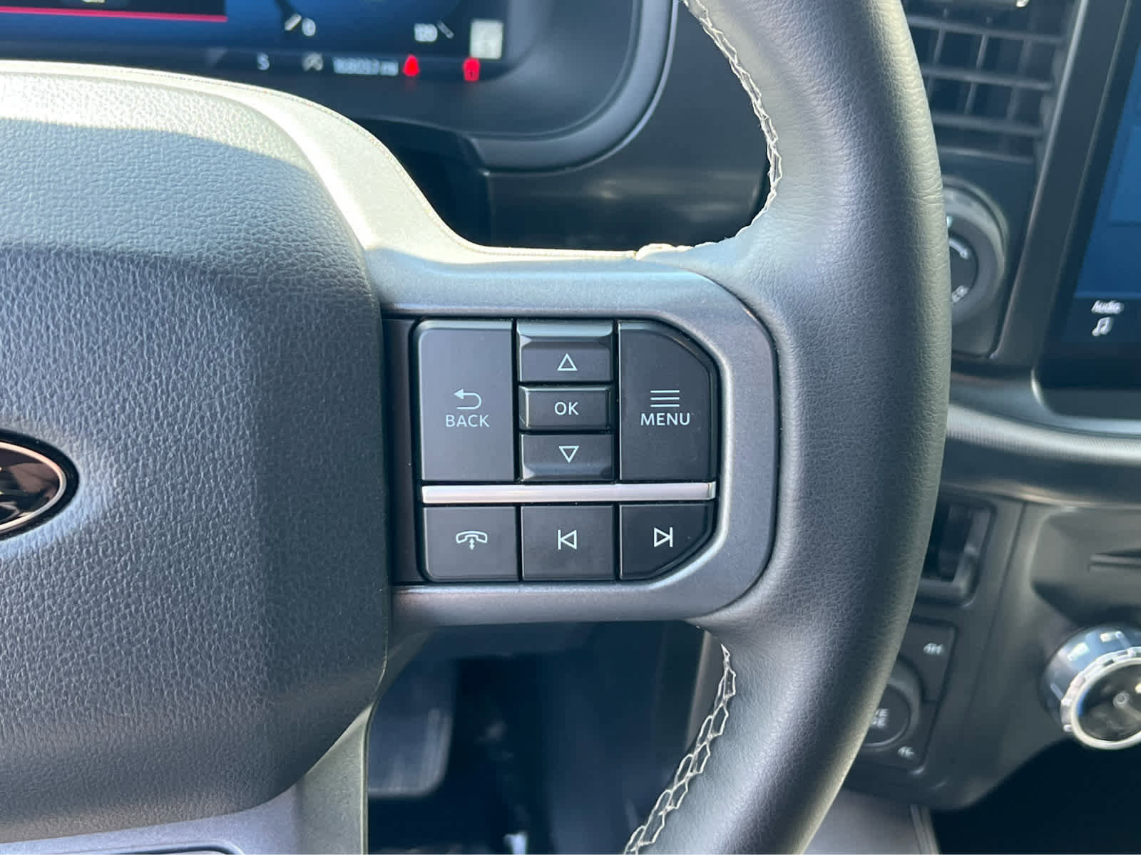 Certified 2025 Ford F150 Lariat AWD/4WD image 34