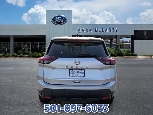 Used 2024 Nissan Rogue S FWD image 4