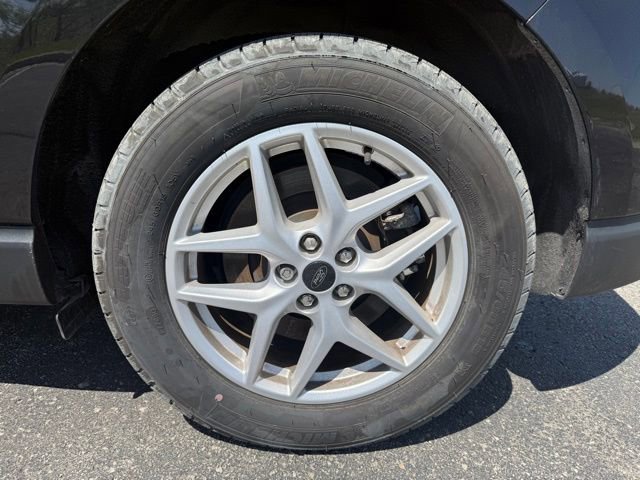 Certified 2024 Ford Edge SEL w/ Convenience Package AWD/4WD image 9